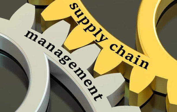 Food Supply Chain Challenges and How Businesses Handle Them