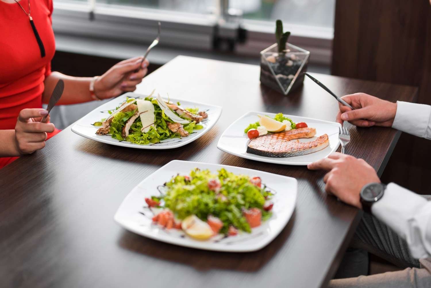 Best Healthy Meals to Order by Cuisine