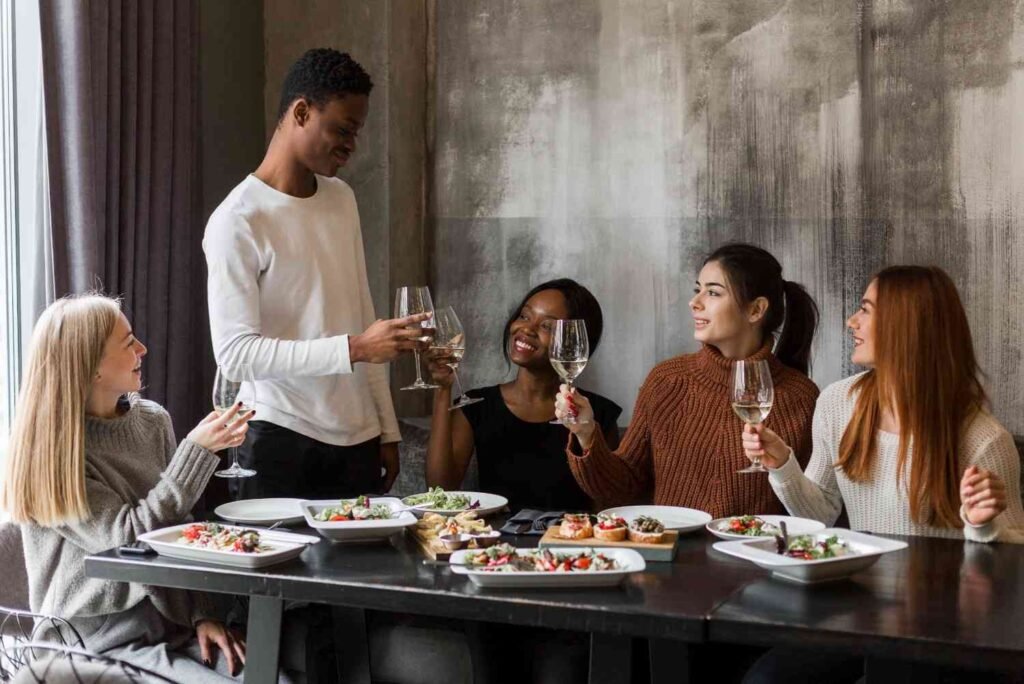 Why US Diners Want More Than a Regular Dinner